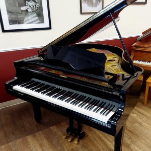 Yamaha Model G2 Baby Grand Piano (5’8″) – USED